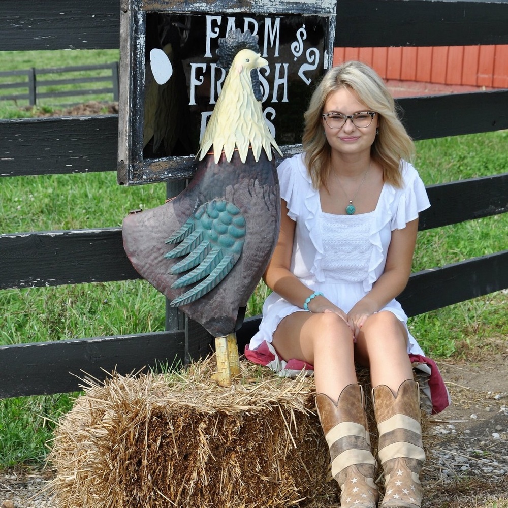 Meet your Posher, Madison